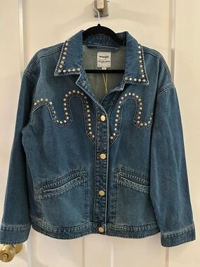 Brand new with tag Wrangler x Yellow Rose Blue Studded Western  Denim Jacket